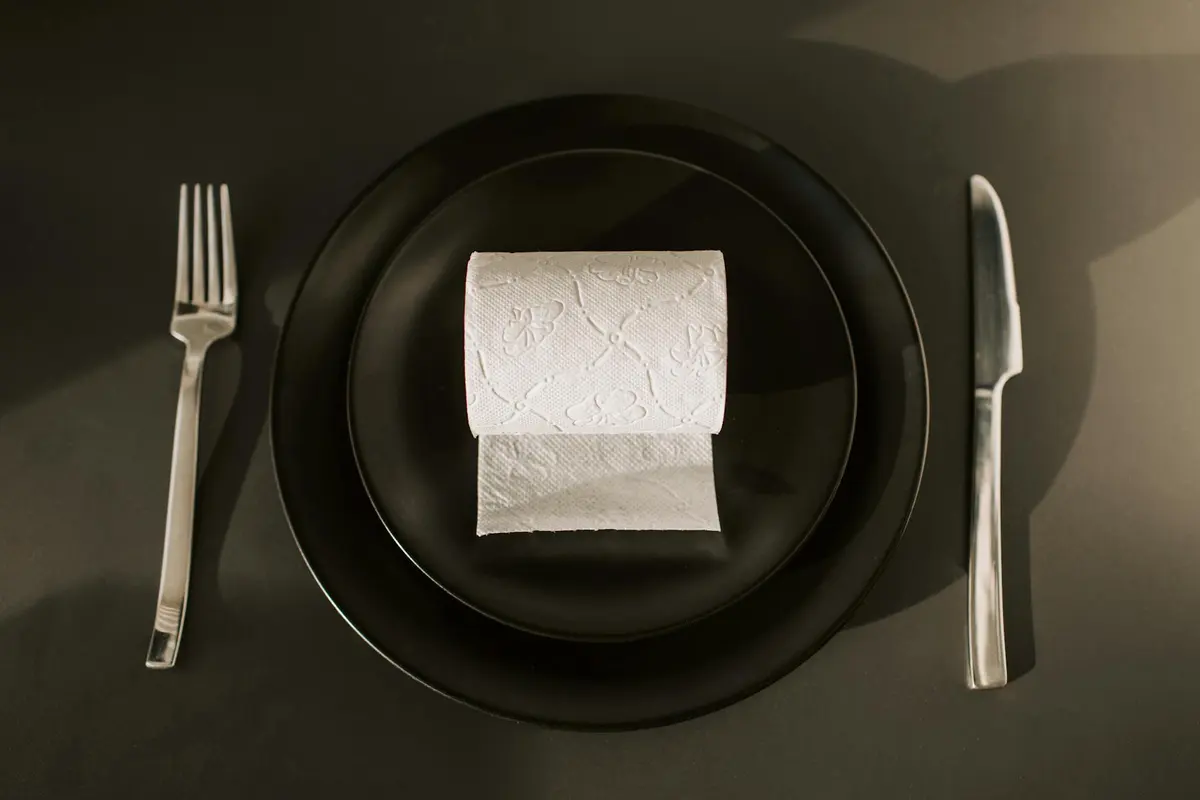 Amazon Basics Paper Plates Review: 8.62-Inch Disposable, 100-Pack
